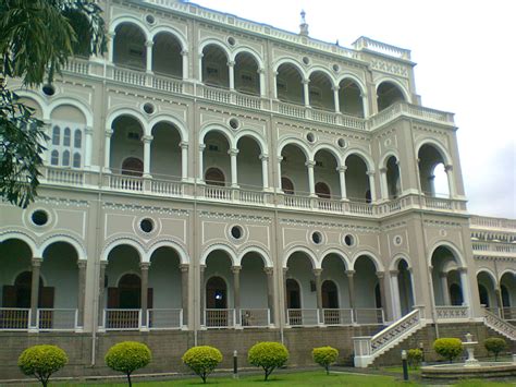 File:Aga Khan Palace, Pune, India.jpg