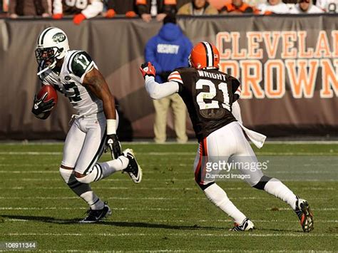 Cleveland Braylon Edwards Photos and Premium High Res Pictures - Getty ...