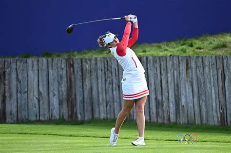 Gaby López se ubica en el top 3 del golf olímpico tras primera ronda | Comisión Nacional de ...