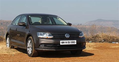 2015 Volkswagen Jetta Review - CarandBike