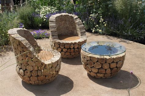 Recycled log garden furniture – Hampton Court Flower Show 2010 garden ...