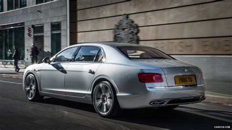 Bentley Flying Spur V8 | 2015MY | Rear