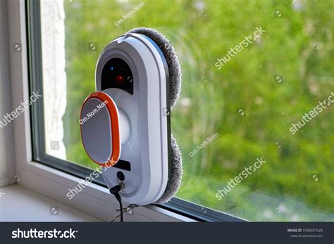 Robotic Window Cleaner: Over 817 Royalty-Free Licensable Stock Photos ...