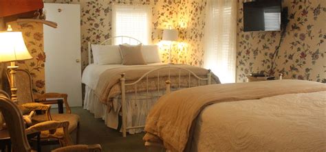 Bed and Breakfast Rooms and Rates | Morton House