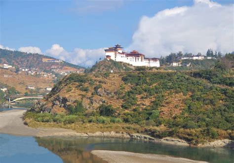 Wangdue Phodrang Valley | Gangtey & Phobjikha | Easy Bhutan Travel