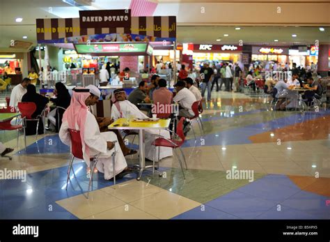 Group of Sheiks in a Food Court at Manar Mall, Ras Al Khaimah UAE Stock ...