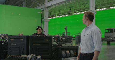 Avengers: Endgame Behind-the-Scenes Images Reveal How Smart Hulk Was ...