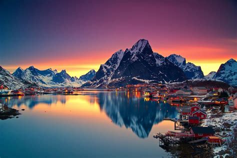 midnight sun in lofoten, norway photo | One Big Photo