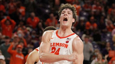 Clemson basketball: PJ Hall improves in 2021-22 with injury | Rock Hill Herald