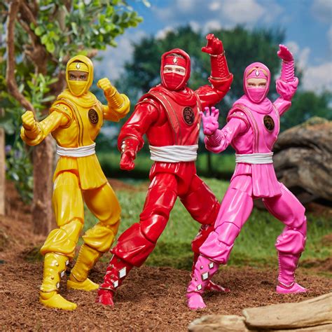 Hasbro Previews All-New Power Rangers Lightning Collection Collectibles – COMICON