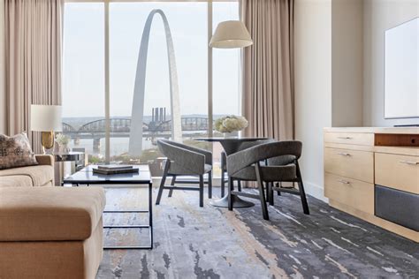 Four Seasons Hotel St. Louis Launches New Suite Experiences Program