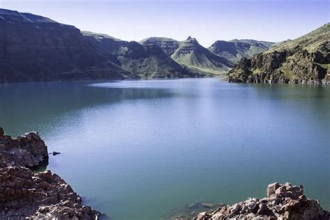 Lake Owyhee, Oregon | Oregon road trip, Lake, Oregon