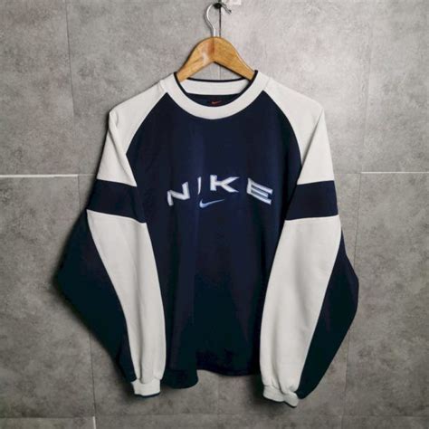 Old school Nike pullover | Vintage nike sweatshirt, Vintage sportswear ...