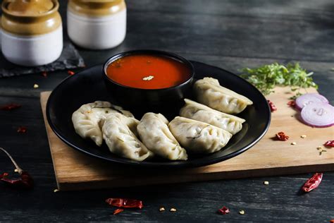 Veg Schezwan Fried Momo – Zippyfeed