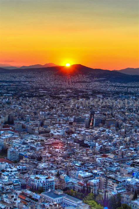 Sunset from Mount Lycabettus | Annie Bananie en Europe