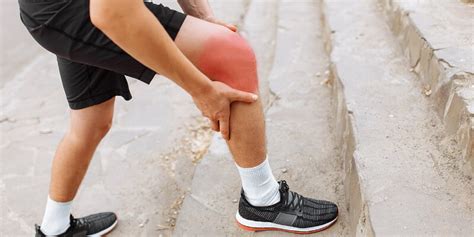 6 Common Causes of a Swollen Knee - The Orthopedic Clinic