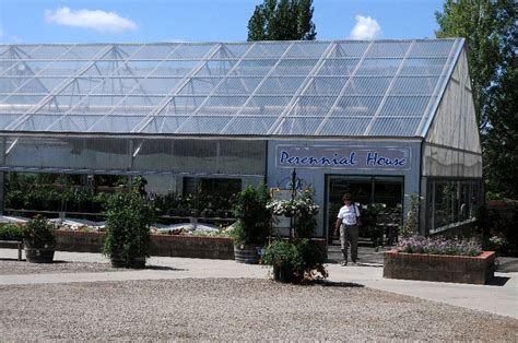 Our Garden Center - Four Seasons Greenhouse