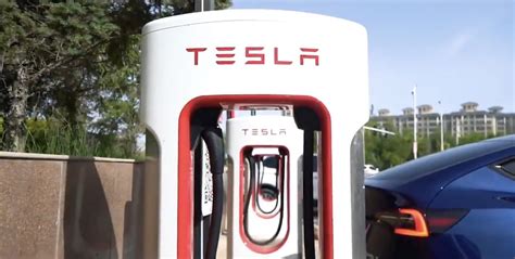 Tesla Superchargers estimated to make $25B+ in annual revenue when opened to other EVs