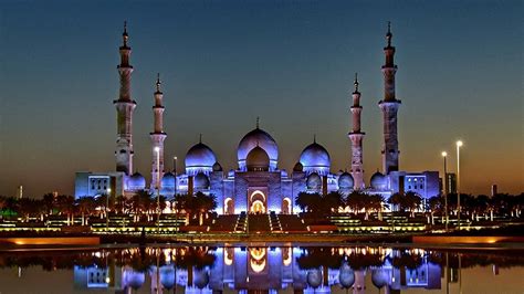 Ten most beautiful mosques all around the world