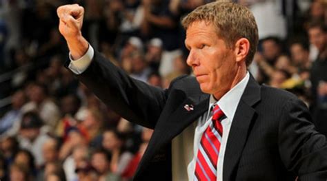 Watch: Gonzaga Coach Mark Few Attempts Hand Stand After Iowa Win ...