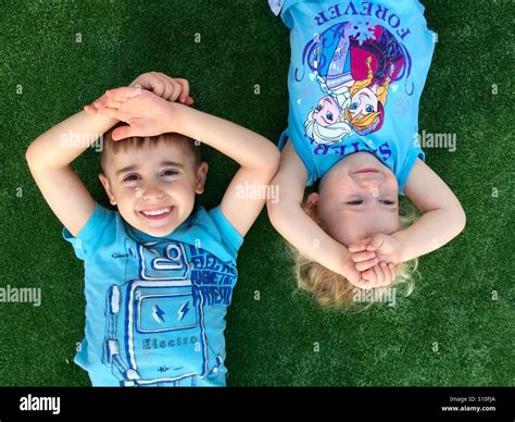 Happy smiling kids Stock Photo - Alamy