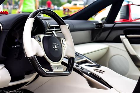 Absolutely stunning Lexus LFA interior[6000x4000] [OC] : r/carporn