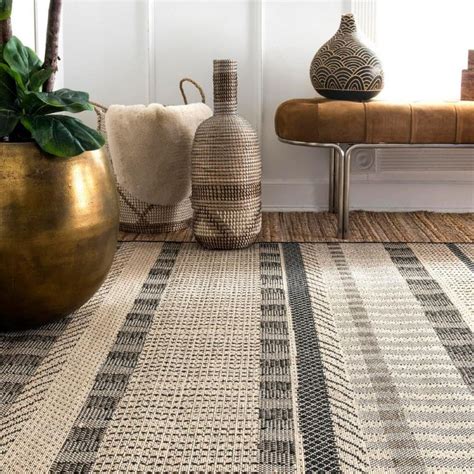 10 Modern Neutral Outdoor Rugs For Decks & Patios - Chic Home Life