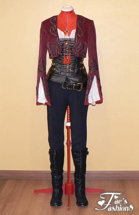 Anna Valerious' Costume - from "Van Helsing" (2004) - by Fae's Fashions ...