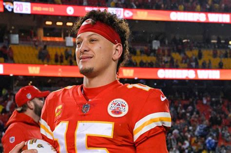 Super Bowl 2023 opening odds and lines: Chiefs-Eagles favorite