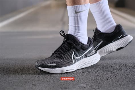 รีวิว Nike ZoomX Invincible Run Flyknit 2 รองเท้าวิ่งพื้นซุปเปอร์โฟม ...