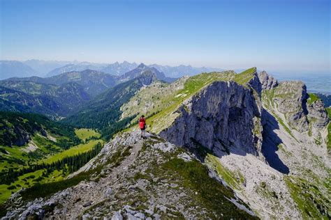 8 Best Hikes in Garmisch-Partenkirchen, Bavarian Alps