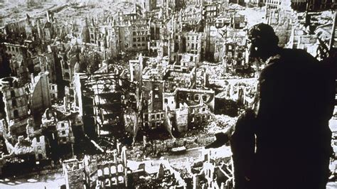 Dresden: The World War Two bombing 75 years on - BBC News