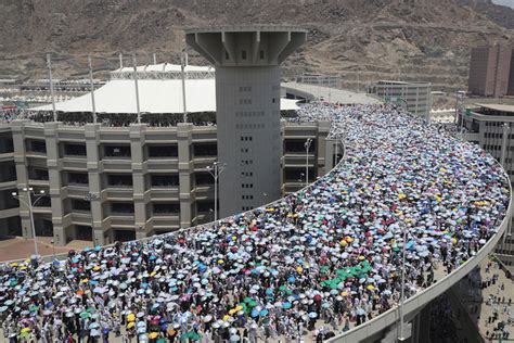 How award-winning Jamarat Bridge provides relief to pilgrims during key Hajj ritual - WardheerNews