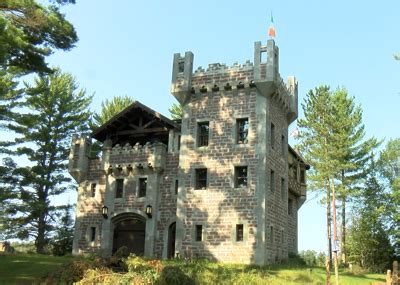 Kelly Castle opens its doors for the Fall Ride | News | wjfw.com