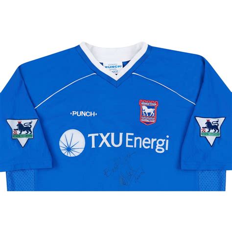 Ipswich Town 2001-02 Home Kit