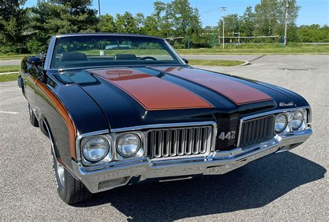 1970 Oldsmobile 442 | Connors Motorcar Company