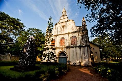 St Francis Church, Cochin, Kerala St. Francis CSI Church, in Fort Kochi (aka. Fort Cochin ...