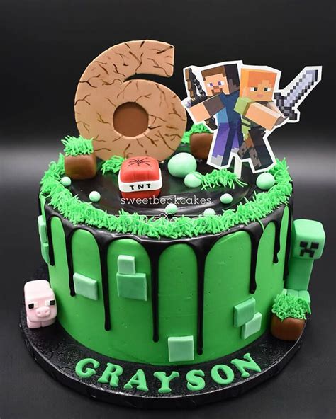 16 Minecraft Birthday Cake Ideas to Inspire You - Mom's Got the Stuff ...