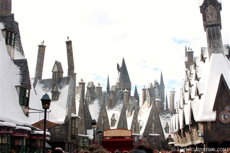 Hogsmeade Winter Phone Wallpapers on WallpaperDog