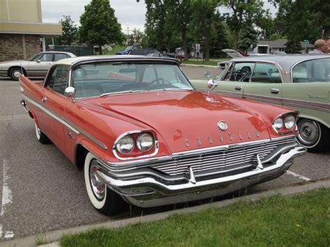 1957 Chrysler New Yorker - Information and photos - MOMENTcar