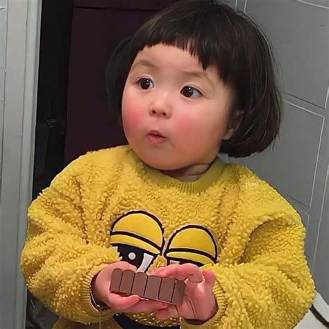 WE LOVE ROHEE on Instagram: "💛" | Kids mood, Cute little baby girl, Cute little baby