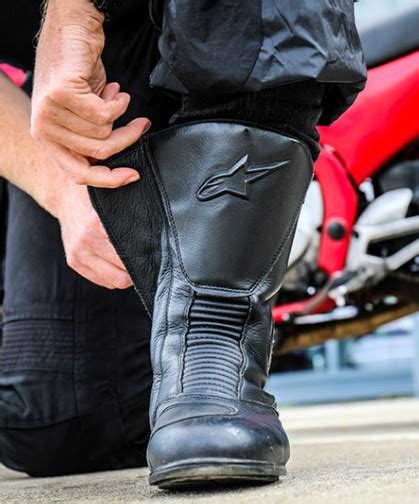 Best Adventure Touring Motorcycle Boots | Reviewmotors.co