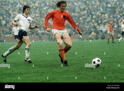 East Germany v Holland World Cup 1974 football Stock Photo: 28230765 - Alamy