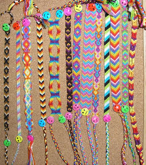 DIFFERENT PATTERNS FOR FRIENDSHIP BRACELETS « Free Patterns