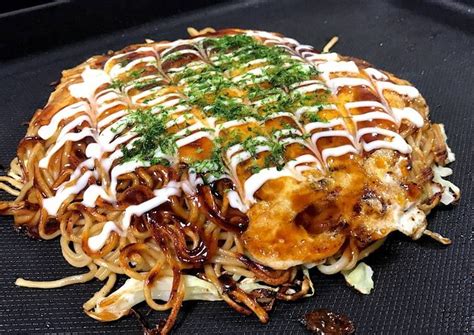 Hiroshima-style Okonomiyaki (Basic) Recipe by OkonomiYuki | Recipe | Recipes, Roasted pork ...