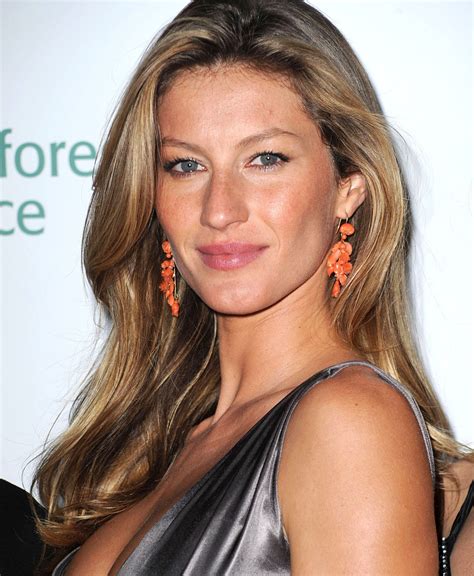 Gisele Bündchen Releases $2,000 Coffee Table Book to Celebrate 20-Year ...