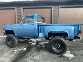 CHEVROLET C10 1980-chevrolet-k10-stepside-4x4-lifted-37s-square-body ...