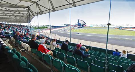 Silverstone Club Corner Grandstands: Seating Plan & View info