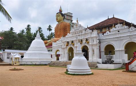 Wewurukannala Vihara Temple - Sri Lanka - Blog about interesting places