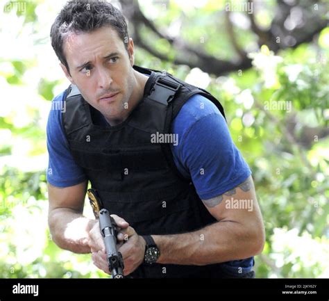 ALEX O'LOUGHLIN, HAWAII FIVE-0, 2010 Stock Photo - Alamy